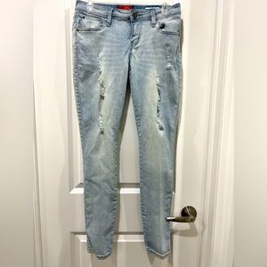 GUESS, Low Rise Super Skinny Maxine Fit Jeans, Size: 28